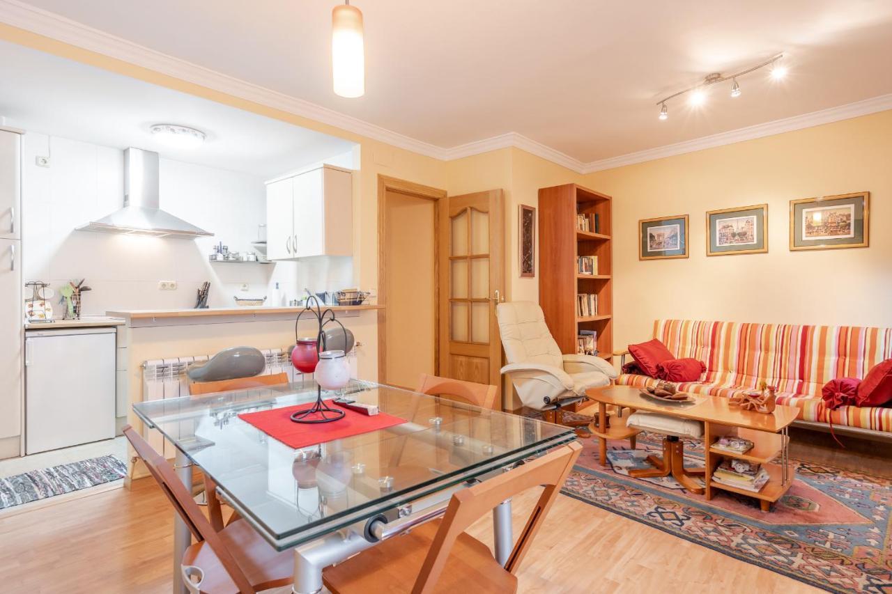 Expoholidays - Centrico Piso Parking Incluido Calle Alvaro Bazan Apartment *